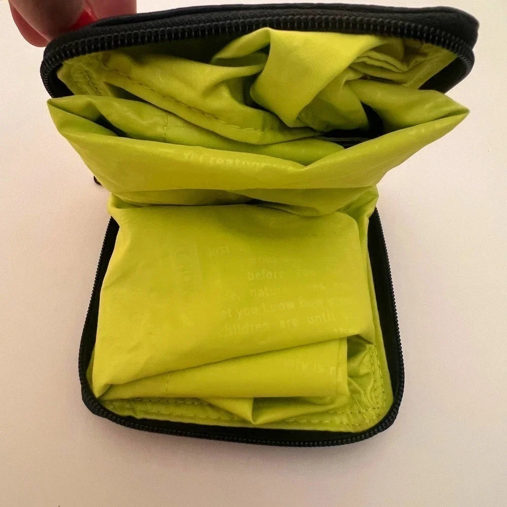 Lululemon Packable Lightweight Shopper Tote Green NWOT